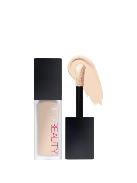 Huda Beauty Huda Beauty #Fauxfilter Luminous Matte Liquid Concealer - 1.1 Royal Icing