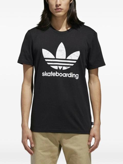 adidas short-sleeve T-shirt
