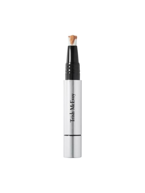 Trish McEvoy Correct and Brighten Shadow Eraser
