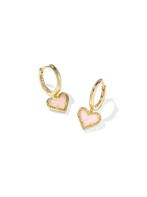 KENDRA SCOTT Ari Heart Gold Huggie Earrings in Rose Quartz