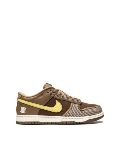 Nike x Undefeated 덩크 낮은 SP "Canteen"스니커