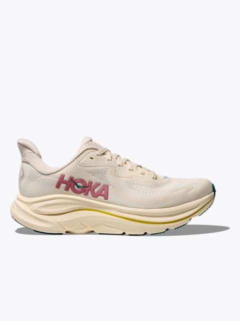 HOKA Women's Clifton 10 Shoes in Birch/Alabaster