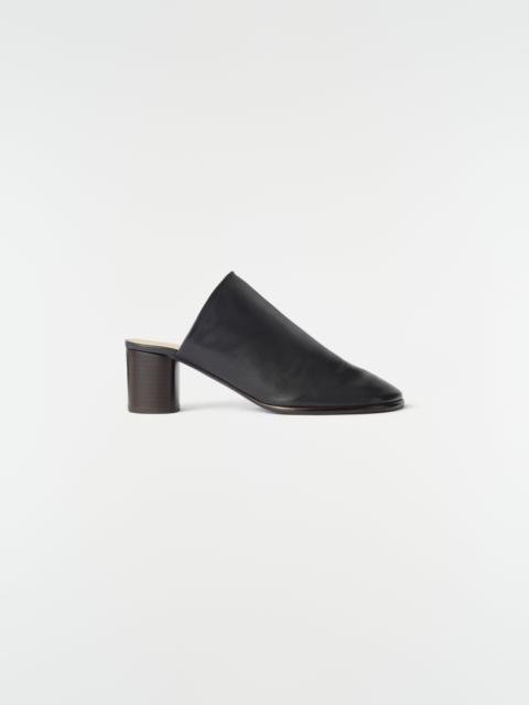 Lemaire 55 MM GLOVE SLINGBACK PUMPS IN SUPPLE LAMBSKIN