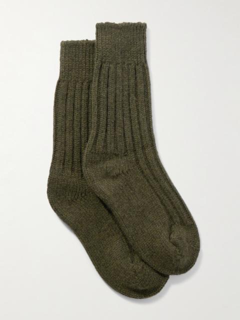 The Elder Statesman Yosemite Ribbed Cashmere Socks