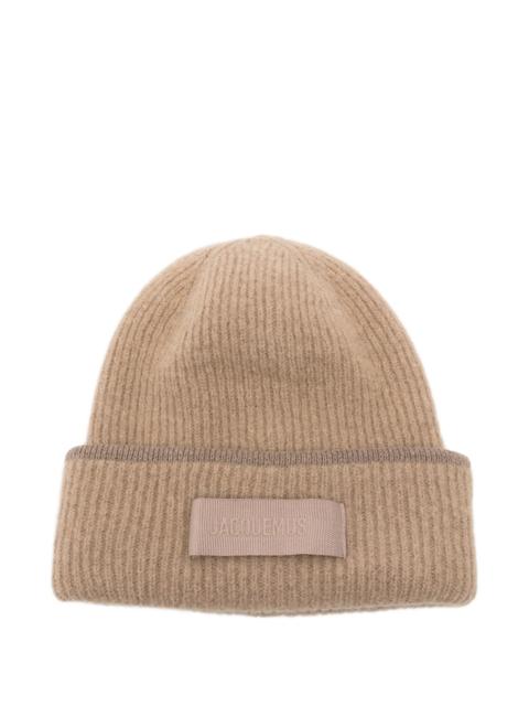 JACQUEMUS Jacquemus Logo-patch Ribbed-knit Beanie Hat