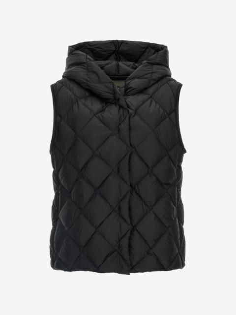 WEEKEND Max Mara Giochi quilted hooded gilet