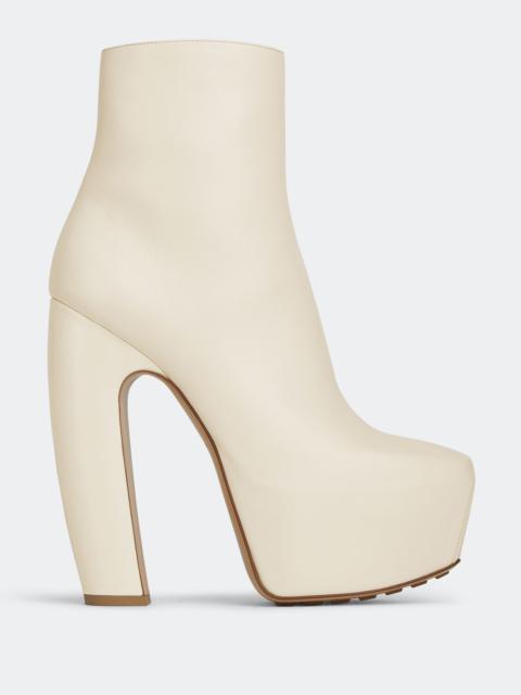 Bottega Veneta mostra ankle boot
