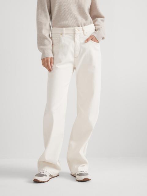 Garment-dyed comfort denim loose trousers with shiny tab