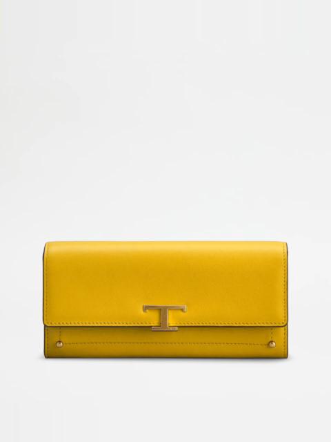 Tod's T TIMELESS WALLET IN LEATHER - YELLOW