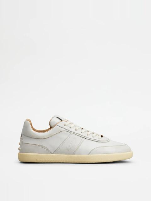 Tod's TOD'S TABS SNEAKERS IN LEATHER - WHITE