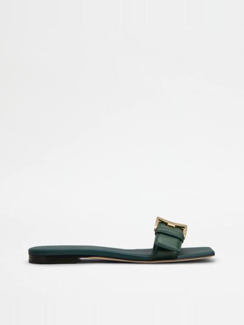Tod's SANDALS IN NAPPA LEATHER - GREEN