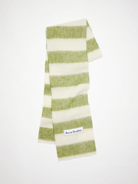 Wool-blend stripe scarf - Olive green/white