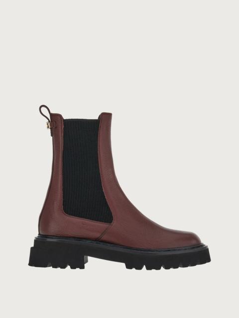 FERRAGAMO DOUBLE GANCINI CHELSEA BOOT