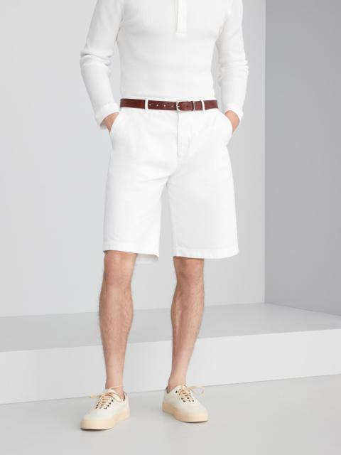 Garment-dyed basic fit Bermuda shorts in twisted cotton gabardine