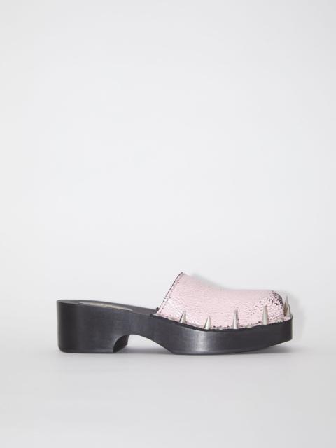 Suede spike clog sandal - Black/Pink