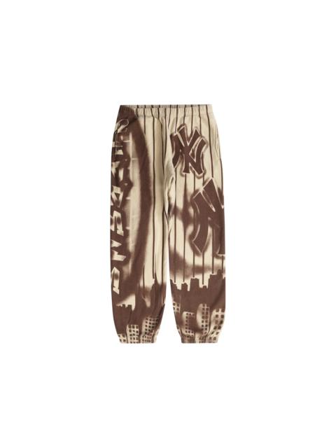 Supreme Supreme x New York Yankees Airbrush Sweatpant Clay