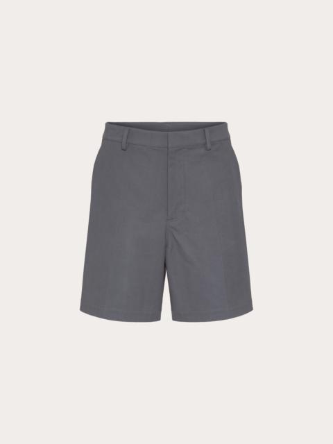 STRETCH COTTON CANVAS BERMUDA SHORTS WITH RUBBERIZED V DETAIL