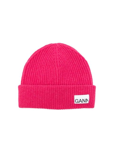 GANNI logo-tag knitted beanie