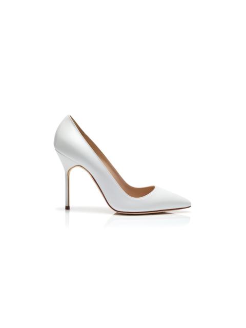 Manolo Blahnik White Calf Leather Pointed Toe Pumps