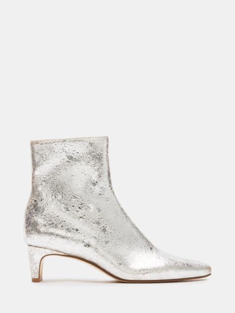 STEVE MADDEN DELVIE SILVER LEATHER