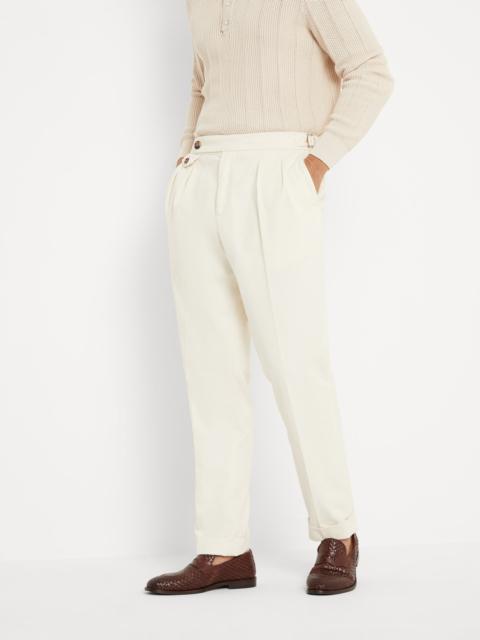 Brunello Cucinelli Garment-dyed tailor fit trousers in twisted cotton gabardine with double pleats and waist tabs