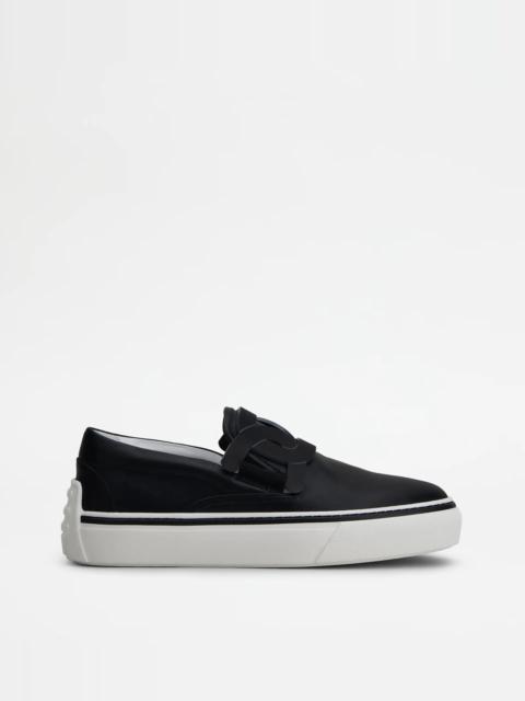Tod's TOD'S SLIP ON SHOES IN LEATHER - BROWN