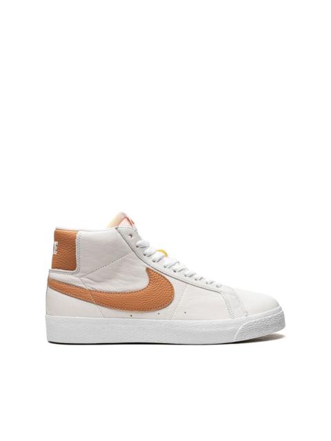 Nike SB Zoom 블레이스터 중간 ISO 스니커