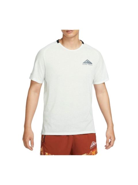 Nike Nike Dri-FIT Trail Solar Chase T-Shirt 'White' DV9306-121