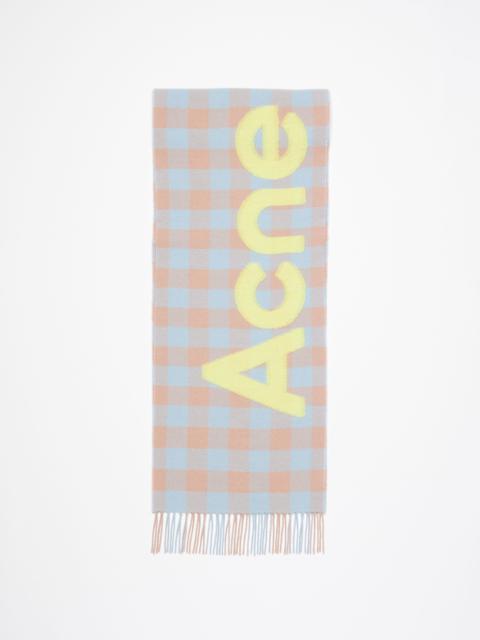 Acne Studios Check logo scarf - Camel beige/acid green