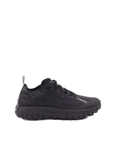 001 lightweight trail running sneakers