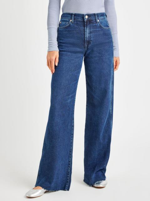Splendid Light Wash Straight Leg Raw Hem Jean