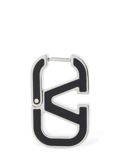 V logo signature mono ear cuff