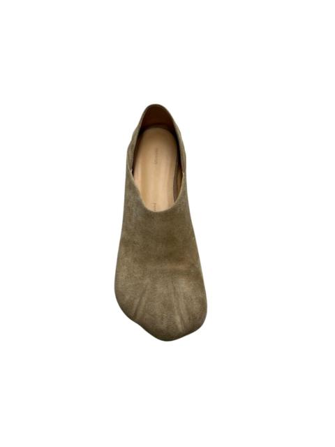 JW Anderson JW Anderson Suede Paw Loafer Shoes Beige