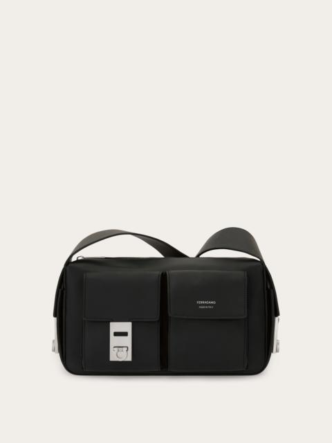 FERRAGAMO Utility shoulder bag with Hug buckle (M)