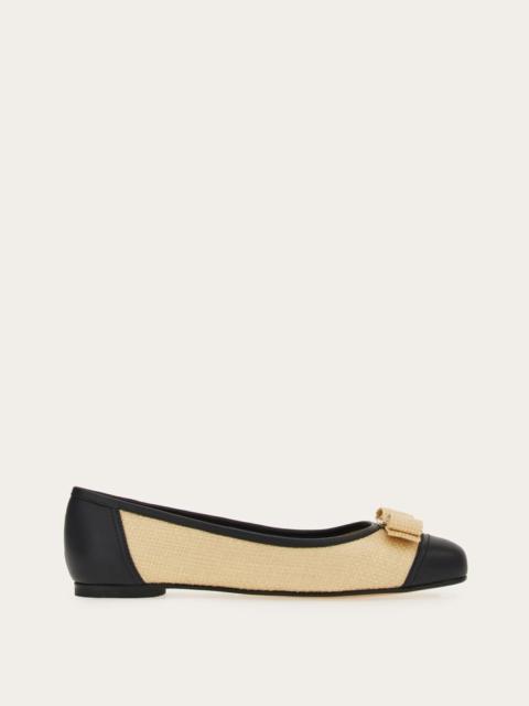 FERRAGAMO RAFFIA BALLET FLAT WITH VARA BOW