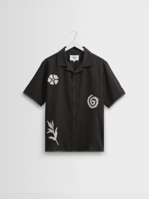 Wax London Didcot - Black Doodle Applique Short-Sleeve Shirt