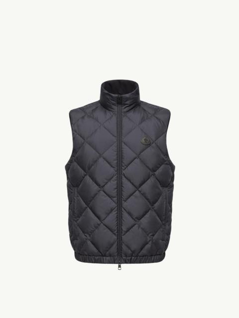 Moncler Chobe Diamond Quilted Down Vest