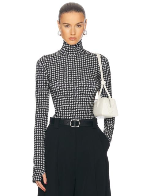 NORMA KAMALI Slim Fit Longsleeve Turtleneck Top