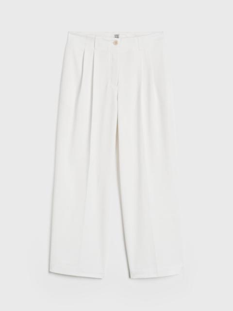 TOTEME Relaxed chino trousers white