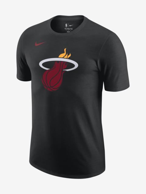 Nike Miami Heat Essential Nike Men's NBA T-Shirt