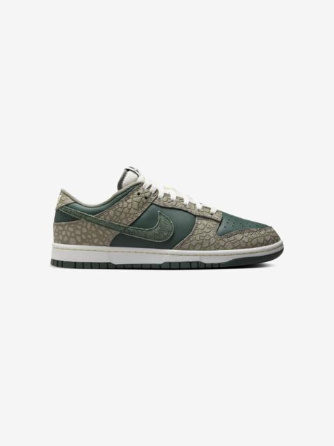 Dunk Low Retro PRM