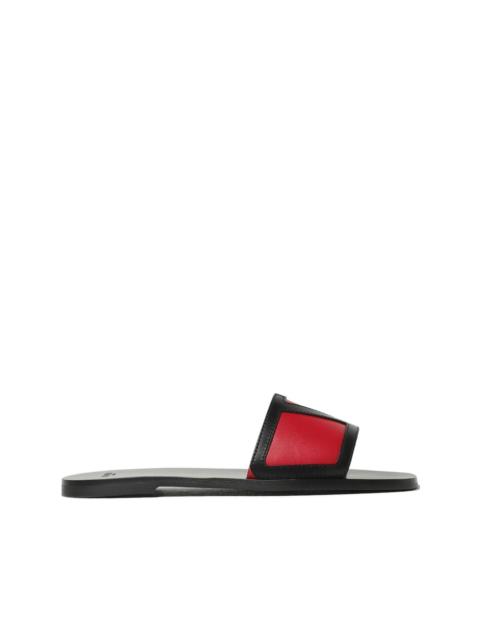 VLogo sandals