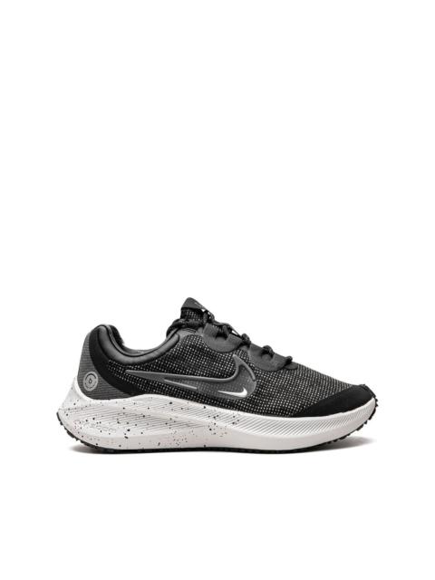 Zoom Winflo 8 Shield sneakers