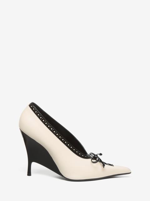 Alexander McQueen Women's Koko Pump in Ivory/Black