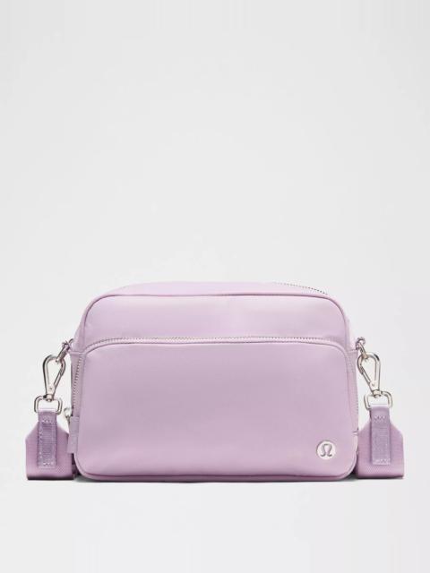lululemon Everywhere Crossbody 3L Large *Metal Hardware
