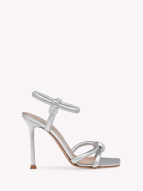 Gianvito Rossi 주 메뉴