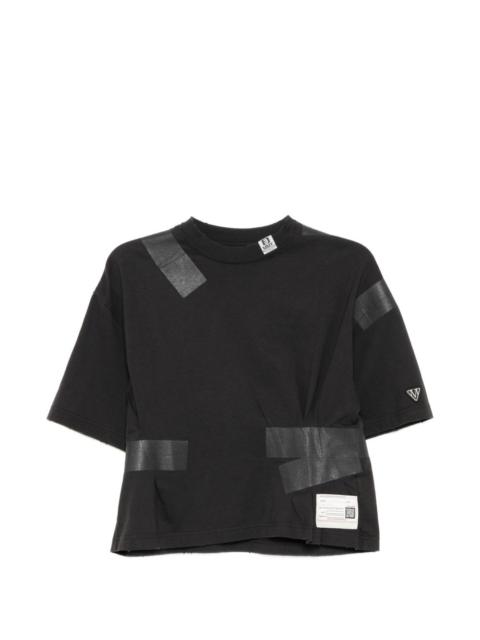 Maison MIHARAYASUHIRO logo-patched pleated T-shirt