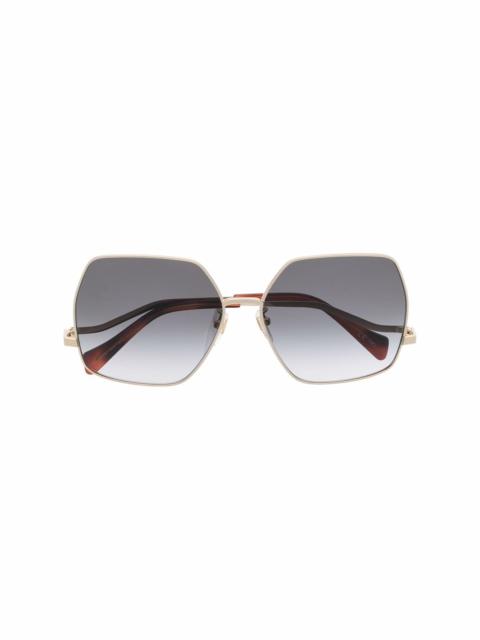 oversized frame sunglasses