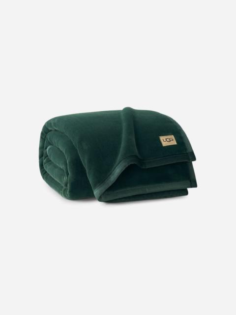 UGG ® Coco Throw 50" x 70" Polyester Blankets in Arugula