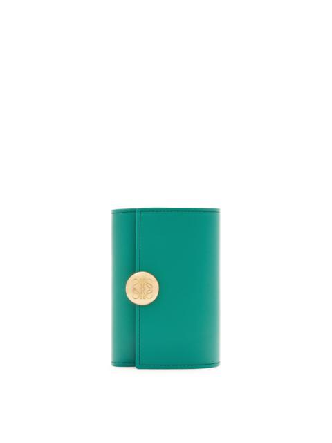 Loewe Pebble small vertical wallet in shiny nappa calfskin